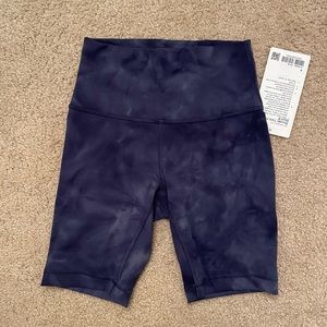 Lululemon Wunder Train High Rise Short 8”